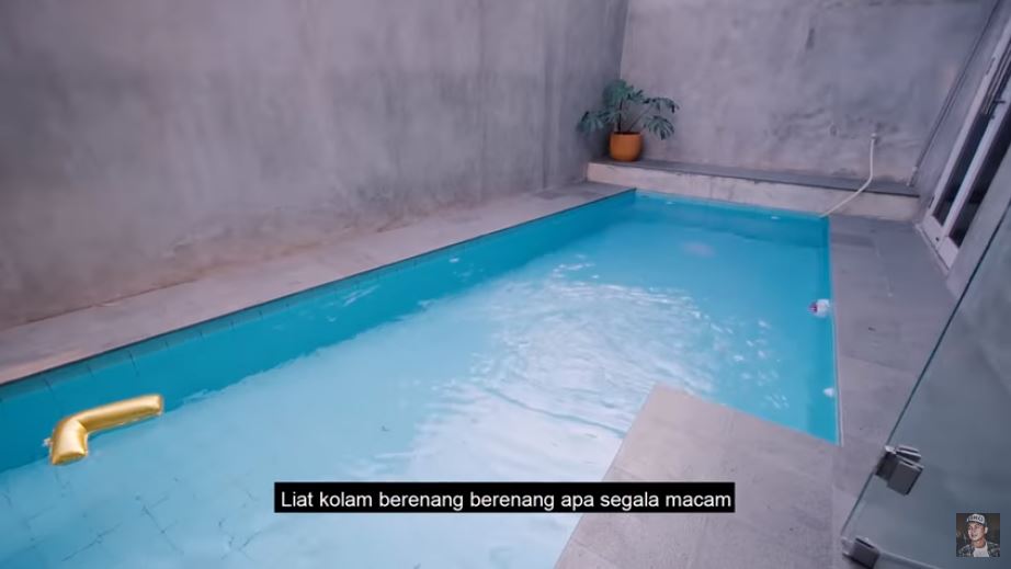 10 Penampakan rumah Hanung dan Zaskia Adya Mecca, bergaya klasik