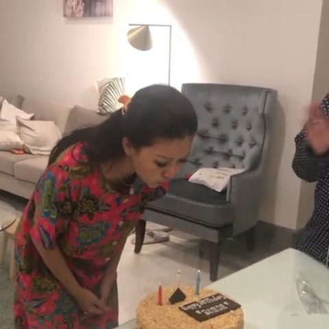 8 Momen ulang tahun Sarwendah, hadiah dari Ruben Onsu jadi sorotan