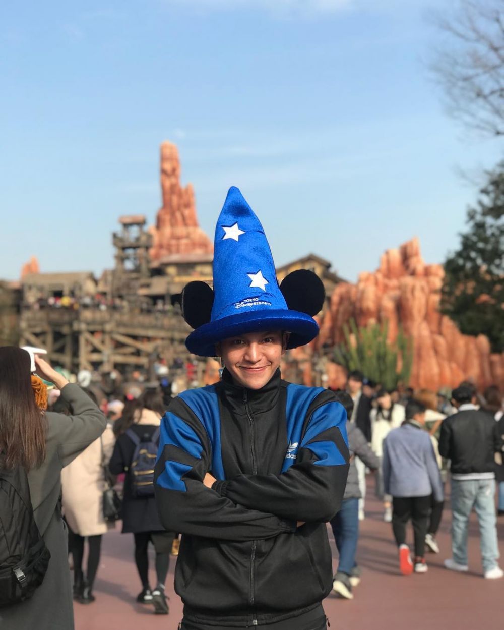 7 Pesona Tyo Anak Bintang, pacar Dara The Virgin yang curi perhatian