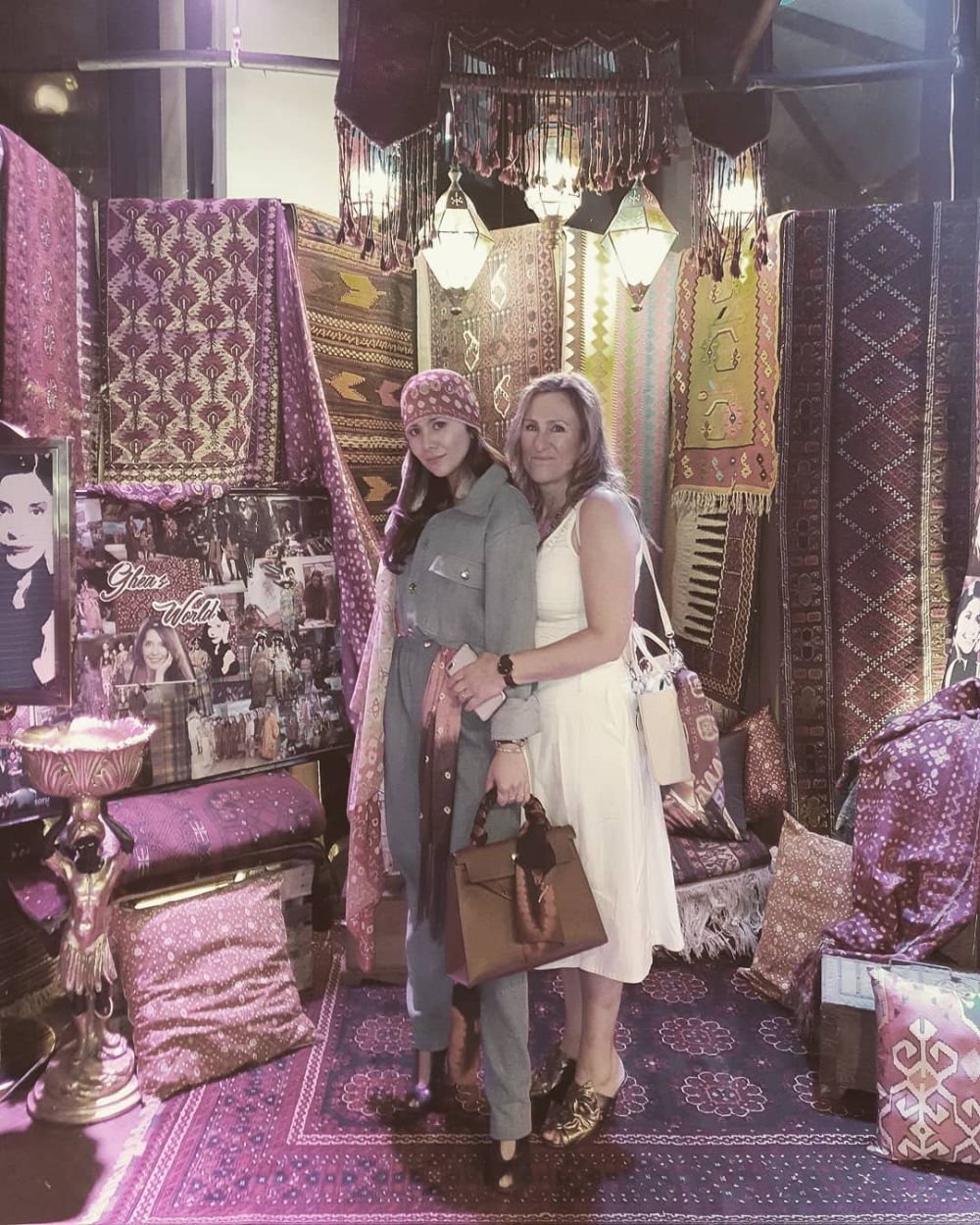 10 Potret Wulan Guritno dan ibu bulenya yang jarang tersorot