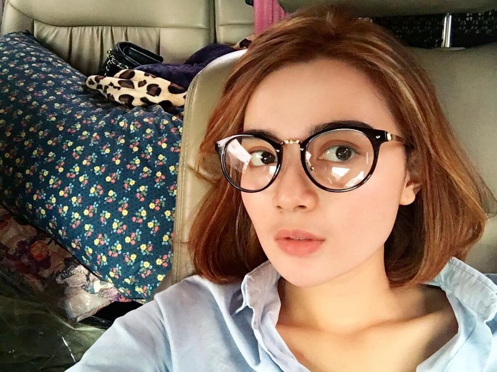 10 Potret Wika Salim tanpa makeup, bukti cantiknya natural