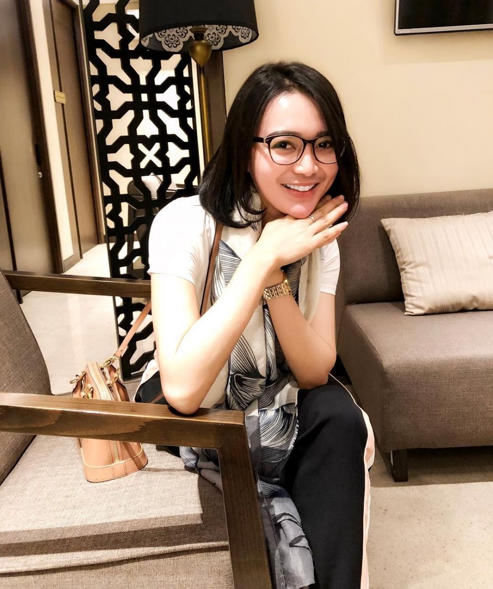 10 Potret Wika Salim tanpa makeup, bukti cantiknya natural