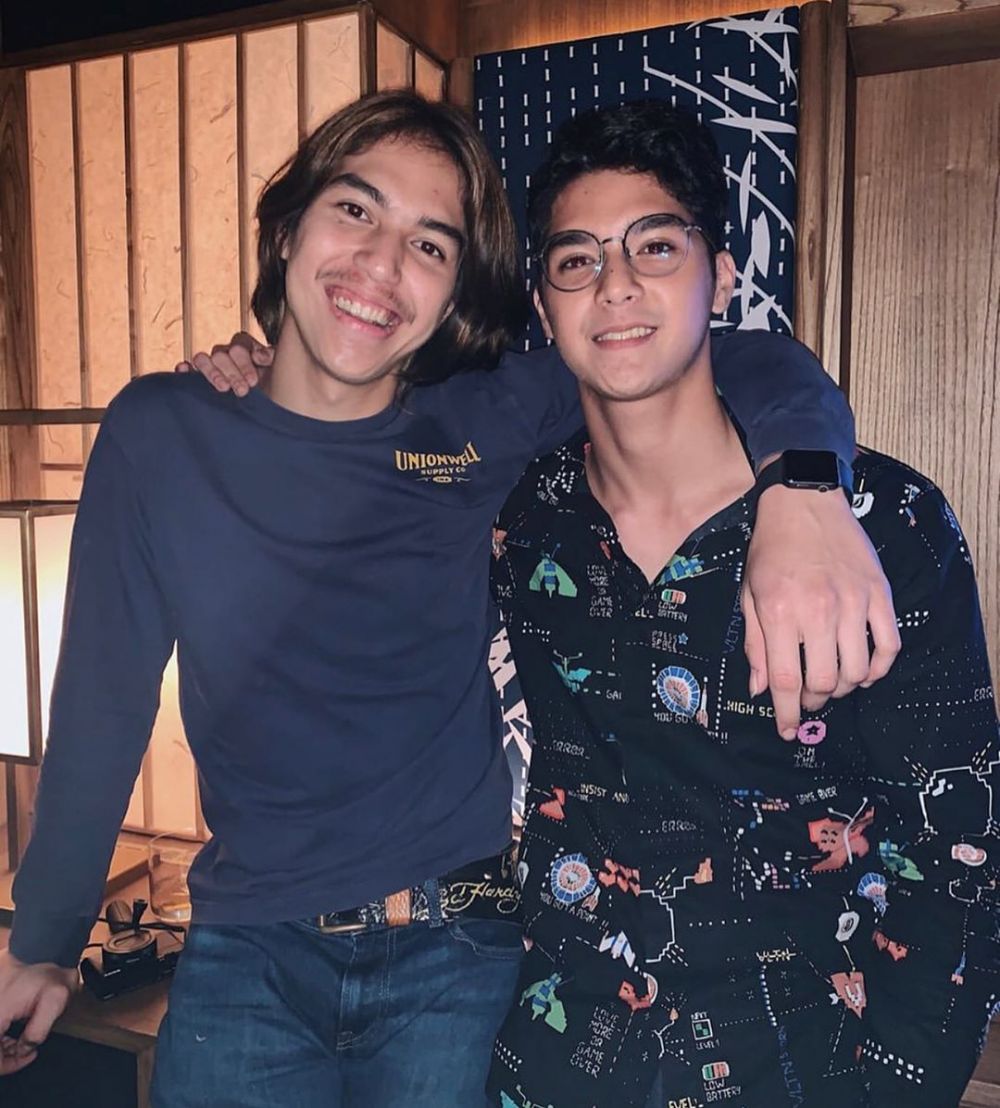 10 Momen kejutan ultah Al Ghazali, paras Maia Estianty jadi sorotan