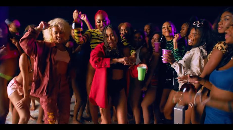 Gaya Agnez Mo di video klip Hot Girl Summer - Nicki Minaj, heboh!