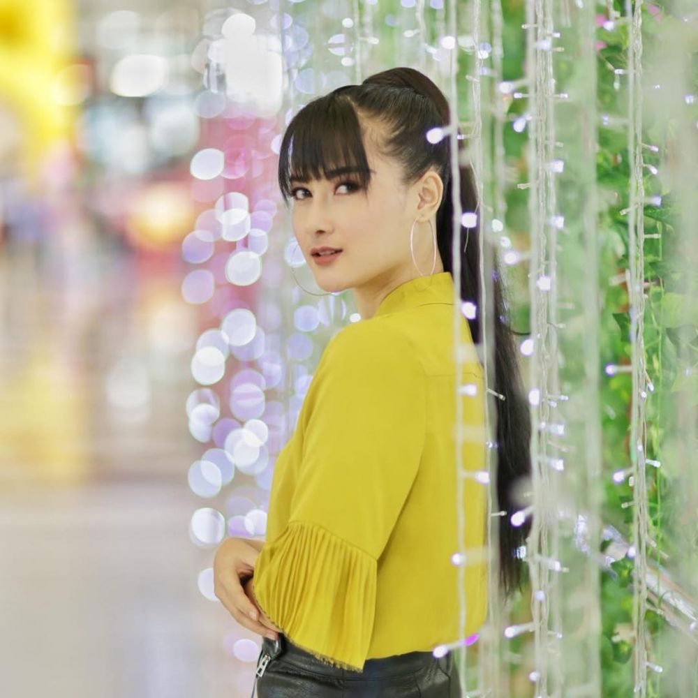 Pesona 7 partner host Hotman Paris, awas bikin gagal fokus