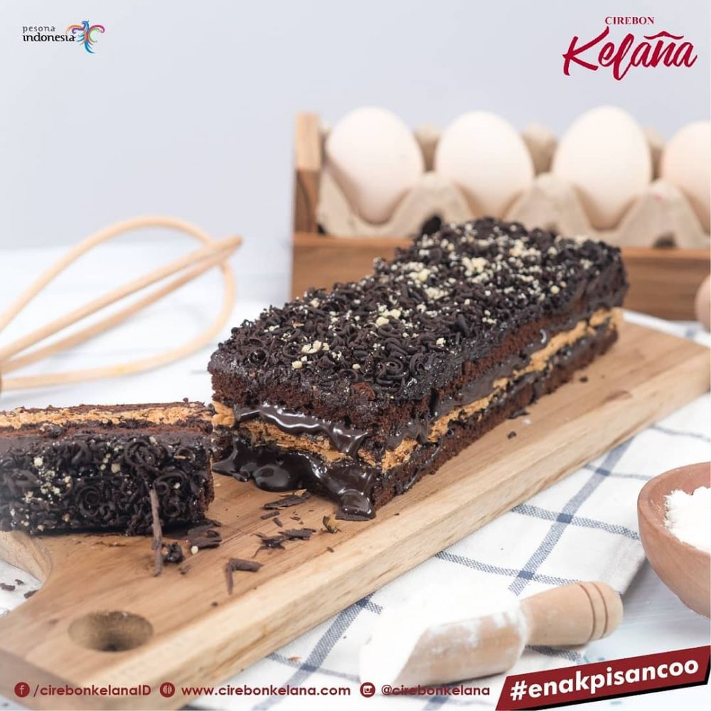 Jarang tampil di televisi, ini 8 bisnis Ussy Sulistiawaty