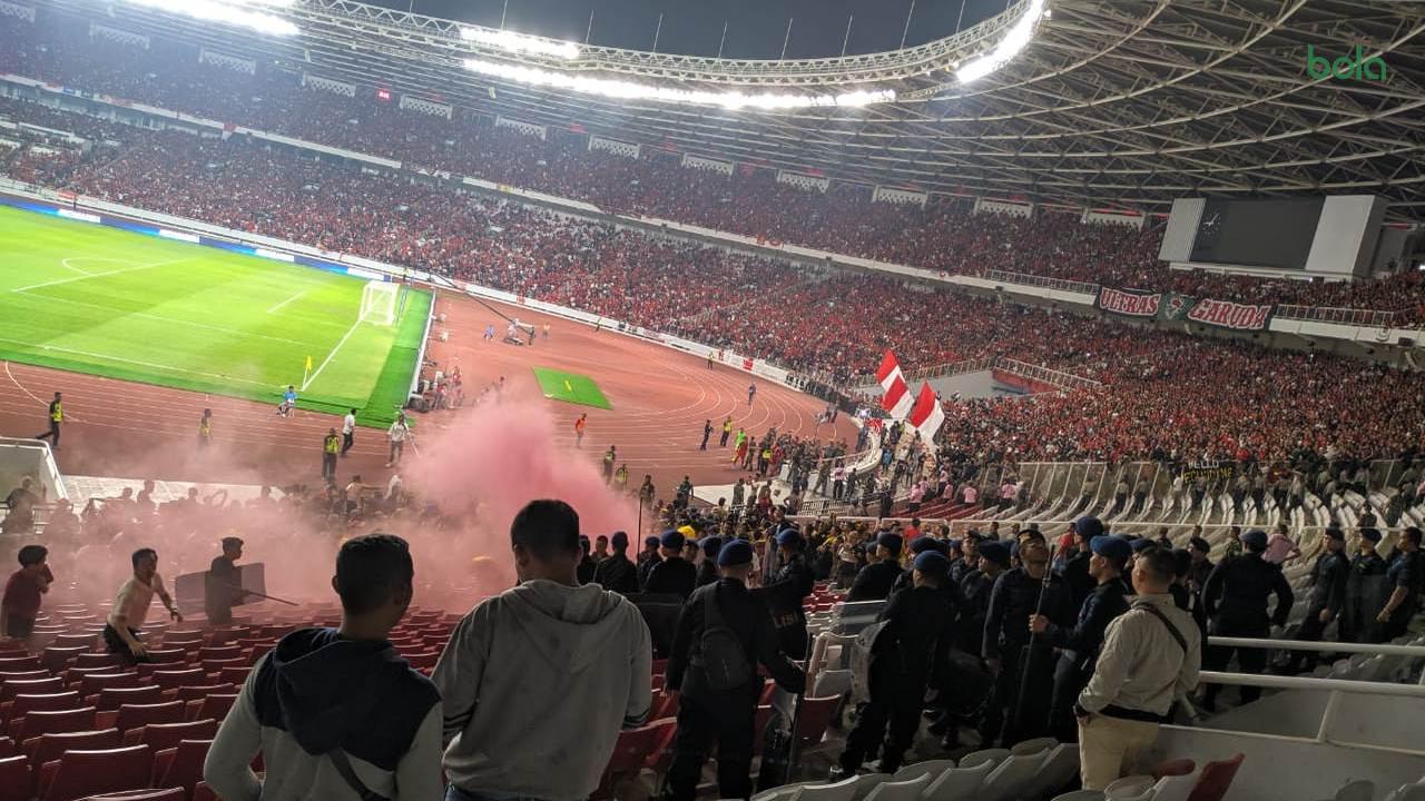 Detik-detik kericuhan Indonesia vs Malaysia, laga sempat dihentikan