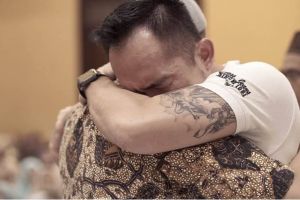 Pesan sentimental Felix Siauw saat sang kakak jadi mualaf