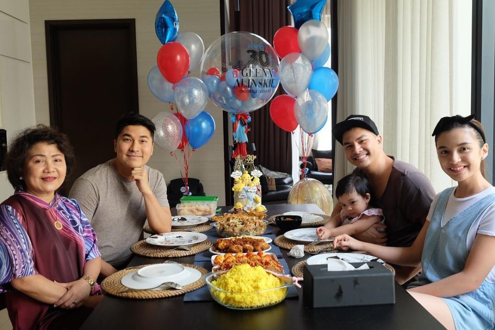 8 Potret rumah Chelsea Olivia & Glenn, kamar mandinya jadi sorotan