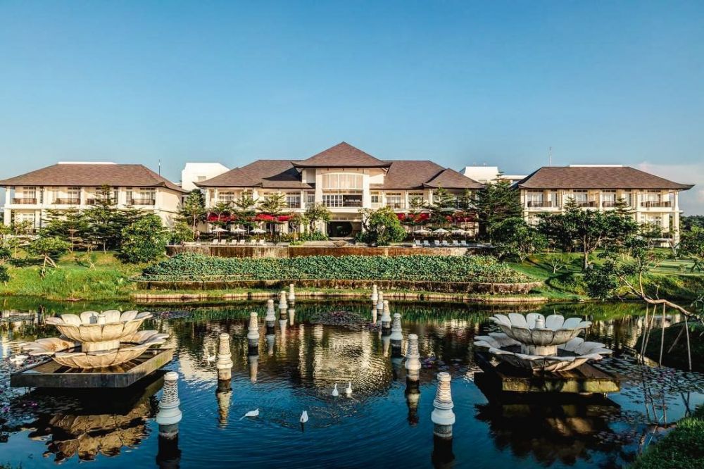 10 Potret hotel & resort milik ibu Nagita Slavina seluas 3,4 hektar