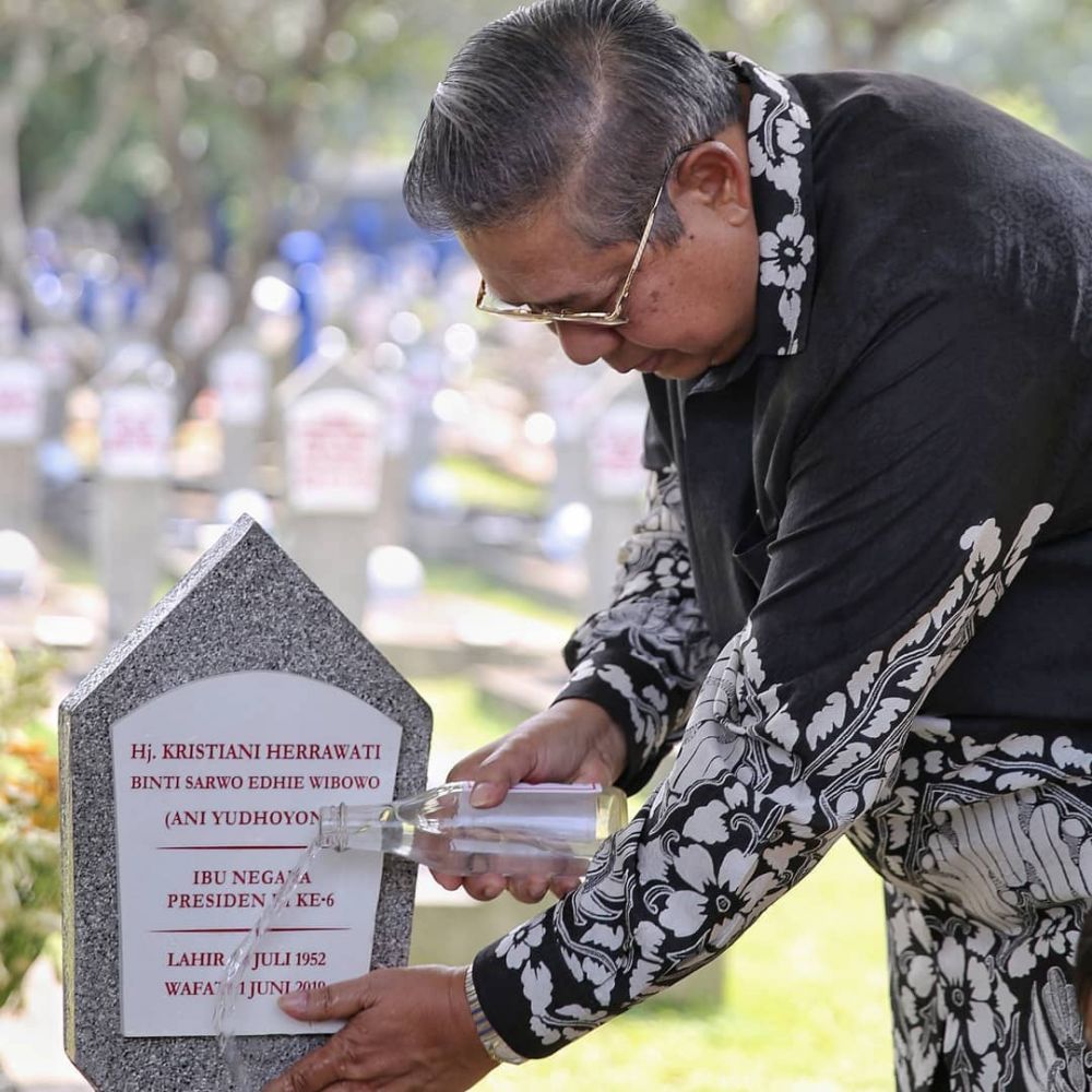 9 Momen 100 hari Ani Yudhoyono wafat dan ulang tahun SBY, haru