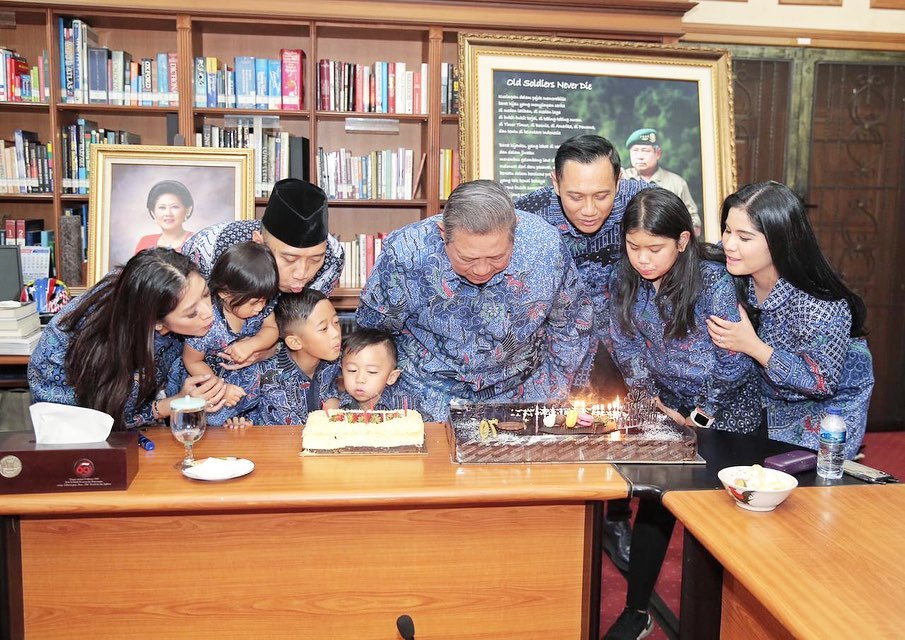 9 Momen 100 hari Ani Yudhoyono wafat dan ulang tahun SBY, haru