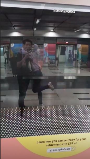 10 Momen bulan madu Roger & Cut Meyriska, penampilannya curi perhatian