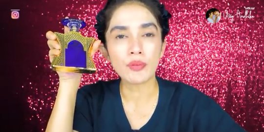 Dulu dihina tak mampu beli, ini harga 5 botol parfum Ussy Sulistiawaty