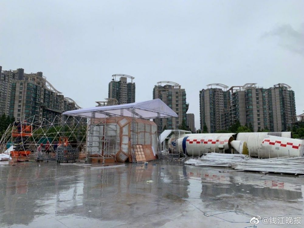 Roket bekas angkut pesawat ulang-alik ini disulap jadi restoran