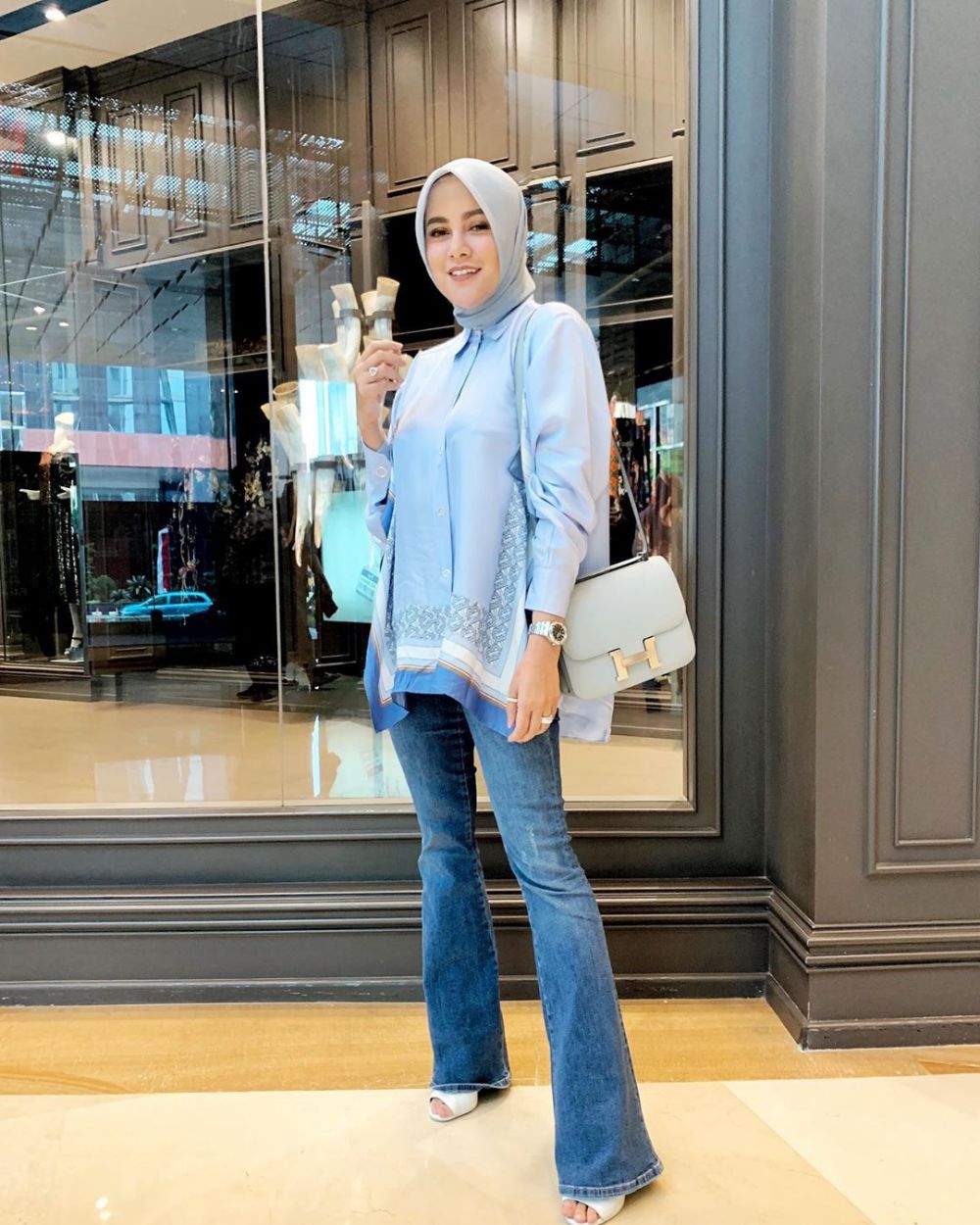 Usai lahiran, 8 seleb ini bentuk badannya bikin iri banyak wanita