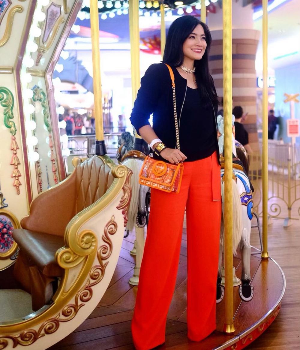 Usai lahiran, 8 seleb ini bentuk badannya bikin iri banyak wanita