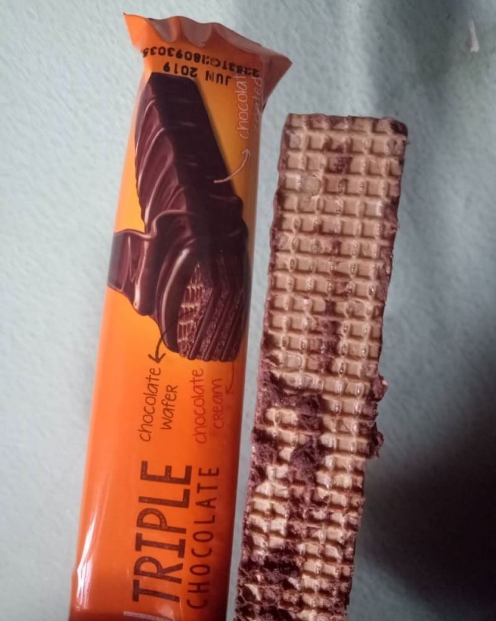 8 Penampakan makanan tak sesuai ekspektasi ini bikin sakit hati