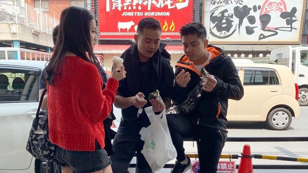 9 Kenangan Boy William dan mendiang adiknya, penuh kehangatan