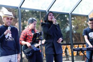 Jajal tarik suara, Sarita Abdul Mukti tuangkan kisah pilu hidupnya