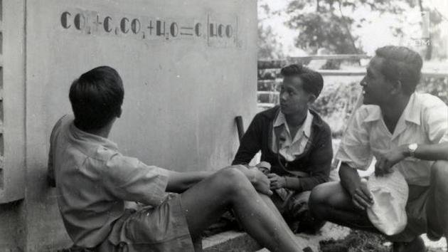 Mengenang BJ Habibie lewat 7 potret masa mudanya