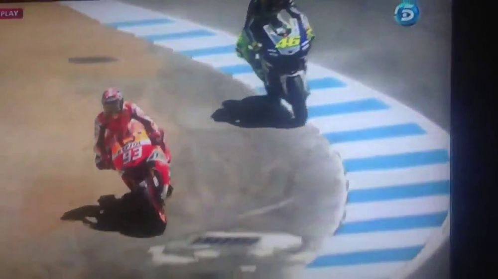 Kembali panas, ini 6 perseteruan Valentino Rossi vs Marc Marquez