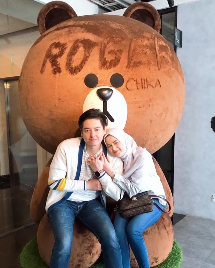 8 Penampilan Roger Danuarta setelah menikah, gayanya disorot