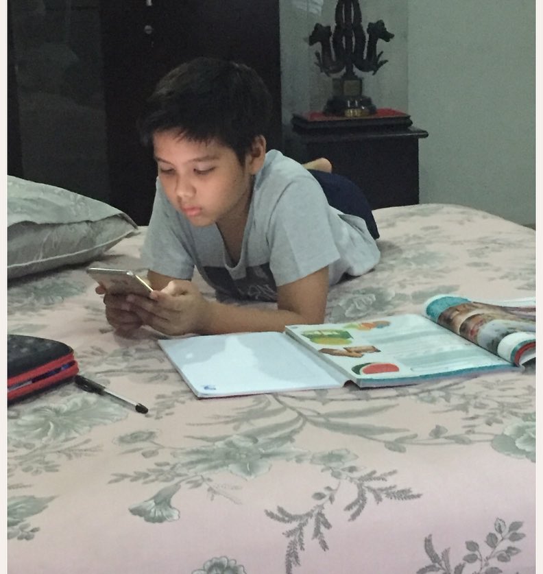 8 Potret penampakan rumah Cut Keke, ruang makan curi perhatian