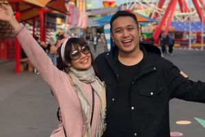 Ultah pernikahan, ucapan Gilang Dirga ke istri ini bikin baper