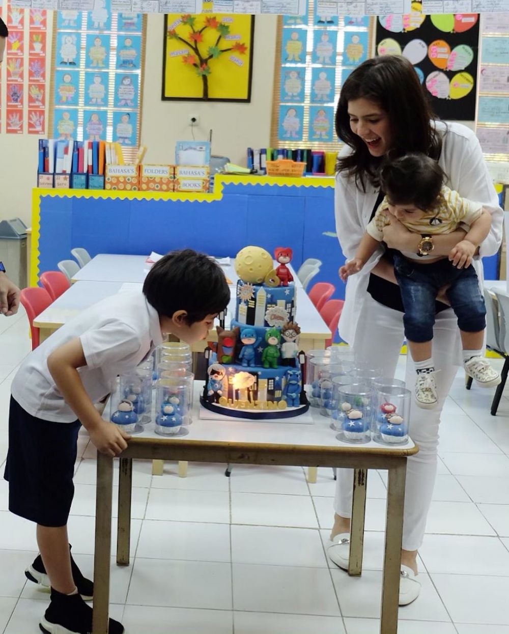 7 Potret meriah ultah anak Carissa Puteri, kuenya curi perhatian
