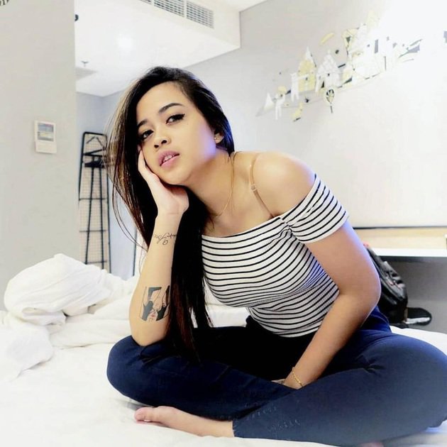 7 Potret Xena Xenita, pedangdut asal Jogja yang jadi sorotan