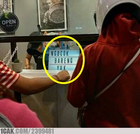 10 Slogan lucu warung kopi ini absurdnya bikin mikir dua kali