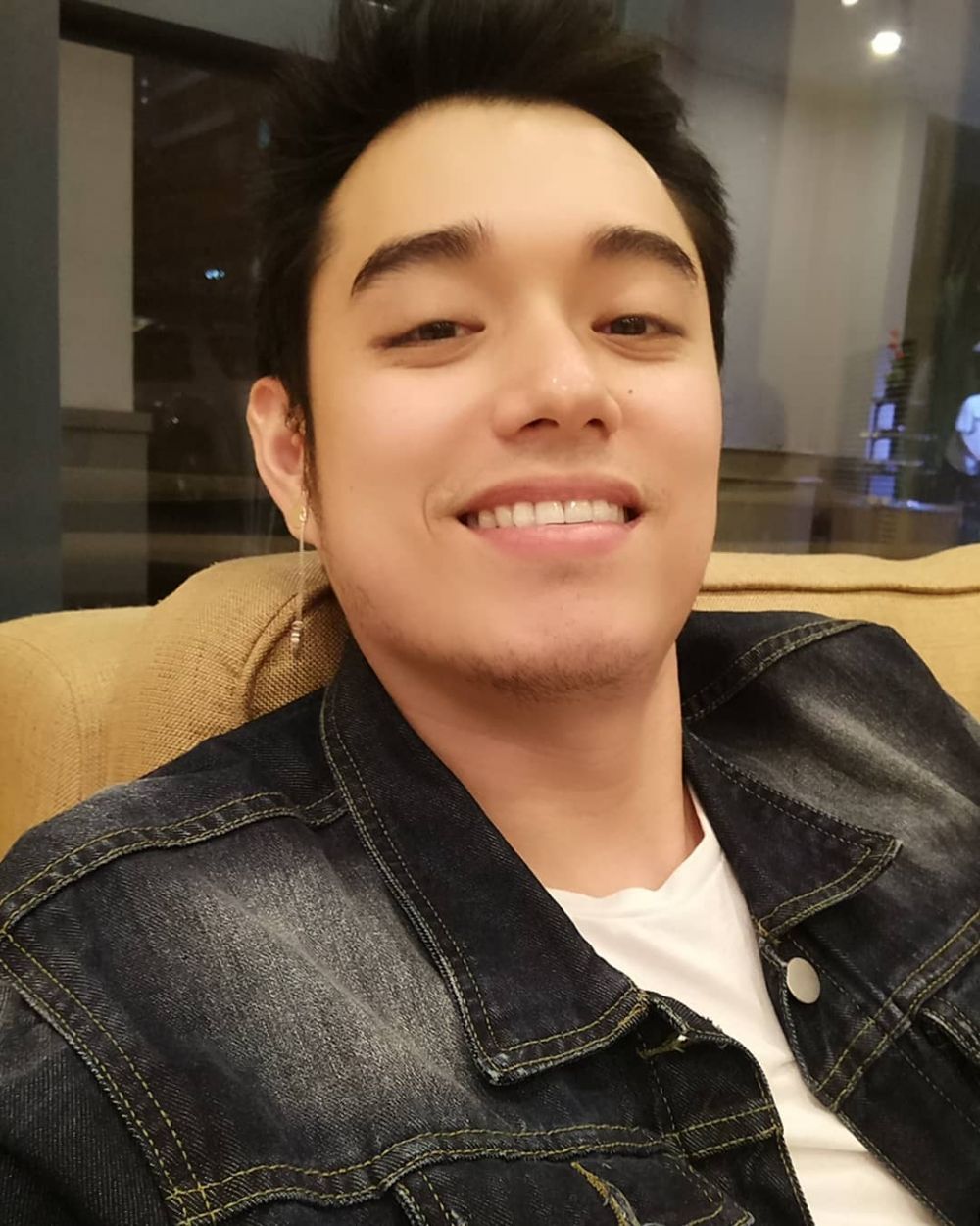 10 Potret RJ Buena, peserta Golden Memories Asia yang memesona