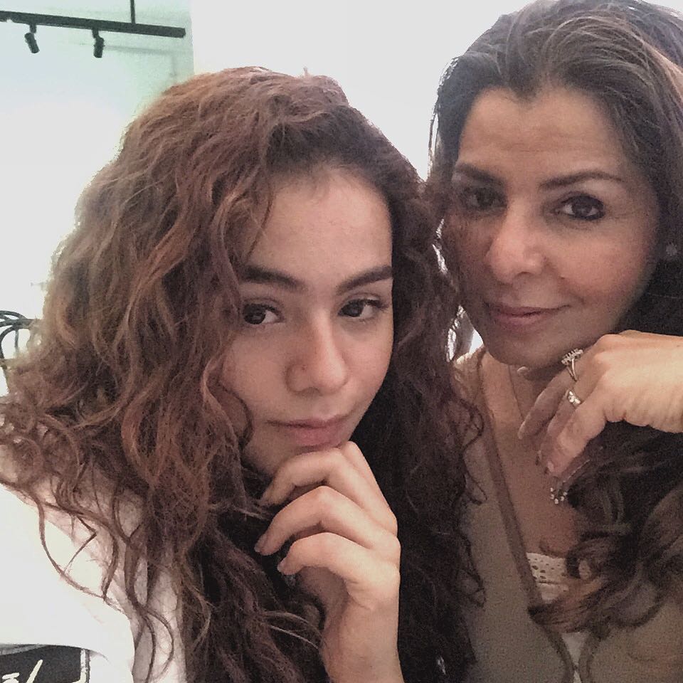 Momen 9 seleb keturunan Arab bareng ibu, Sahila Hisyam jadi sorotan