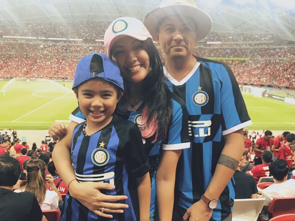 8 Seleb cantik ini kepincut pria berlesung pipit, ada Mutia Ayu