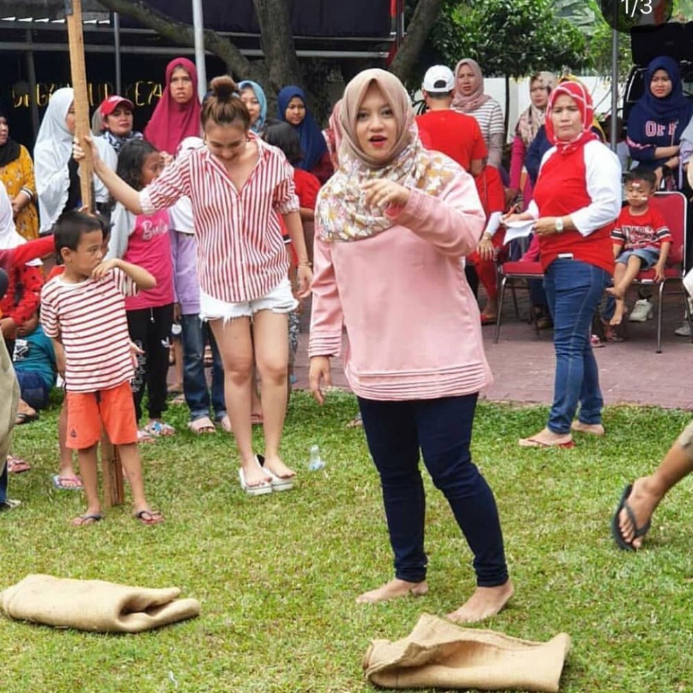 Sering pakai hotpants, 8 gaya Ayu Ting Ting ini bikin salah fokus