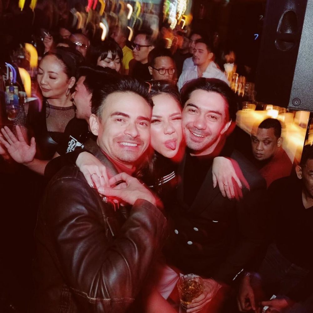 10 Momen pesta ulang tahun Ashraf Sinclair, bertema Hollywood 1969