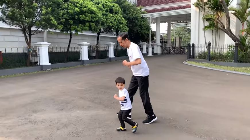 Jawaban lucu Jan Ethes saat ditanya hewan kesukaan oleh Jokowi