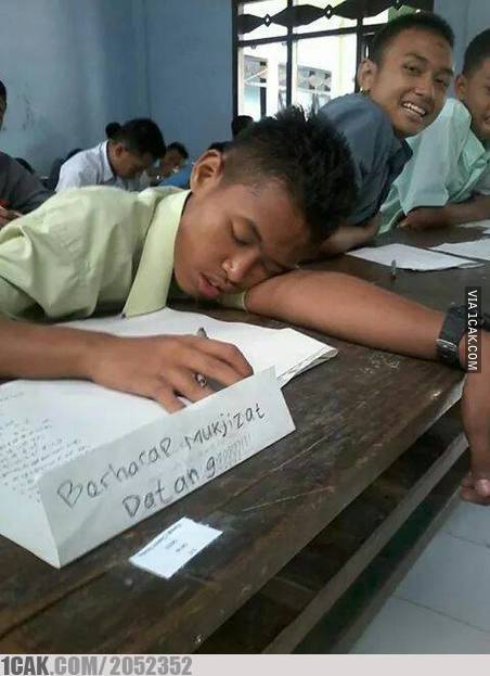 10 Tingkah 'ekstrem' siswa di sekolah ini bikin geleng kepala