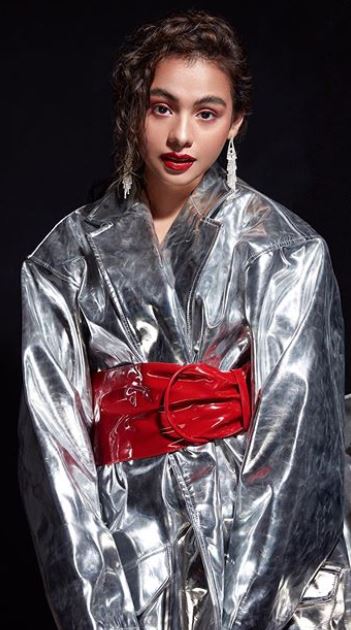 10 Potret transformasi Sahila Hisyam, masa mudanya bikin pangling