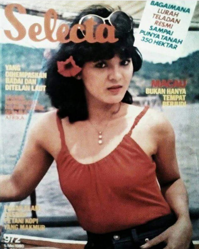 8 Potret terkini gadis sampul di majalah jadul ini bikin pangling