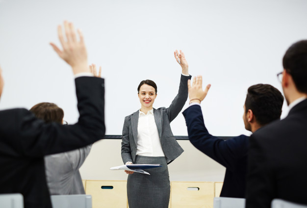 7 Cara Untuk Menyampaikan Pendapat Di Kantor Agar Didengar