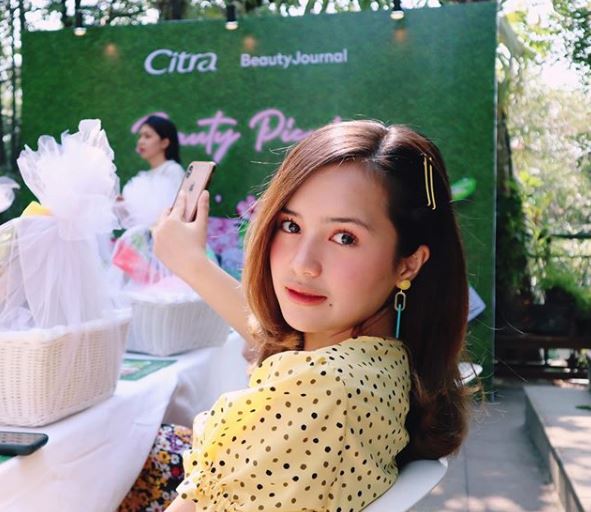 Jadi YouTuber, penghasilan 7 pesinetron ini fantastis banget