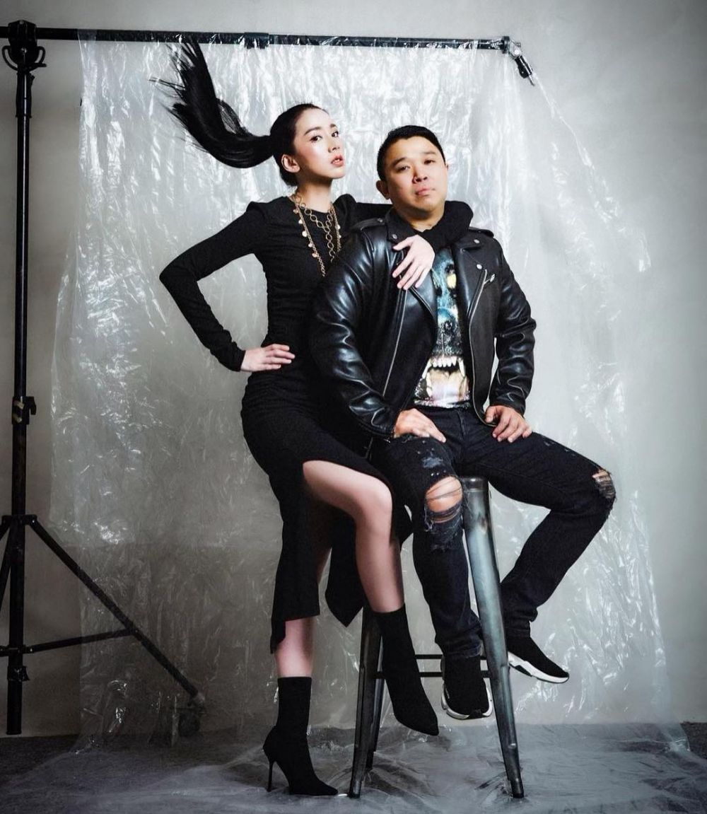 8 Potret prewedding Jill Gladys-Billy Soelaiman berkonsep ...