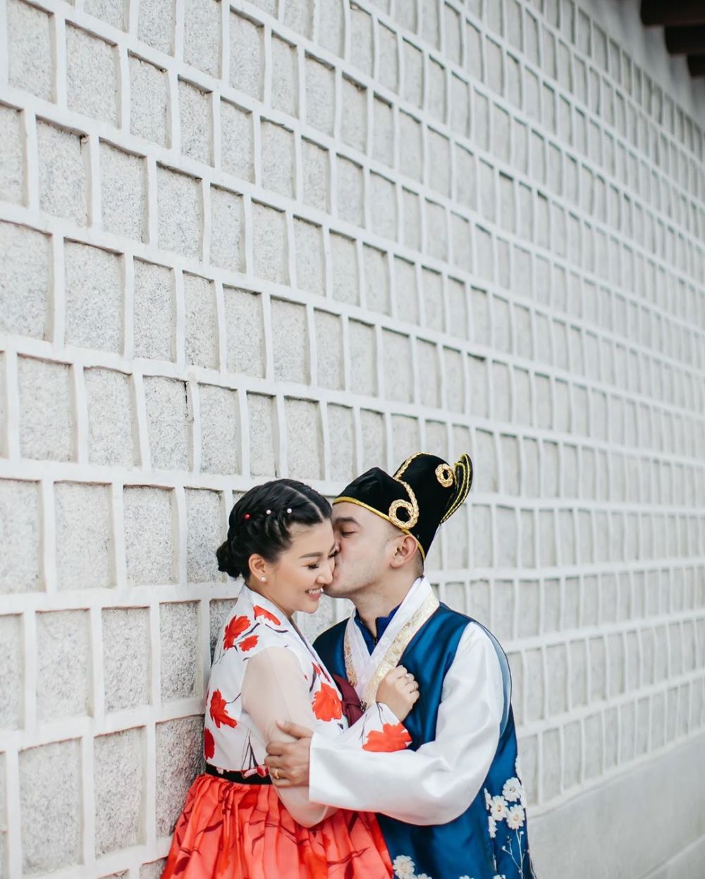 11 Potret keluarga Ruben Onsu di Korea, liburan pertama Betrand Peto