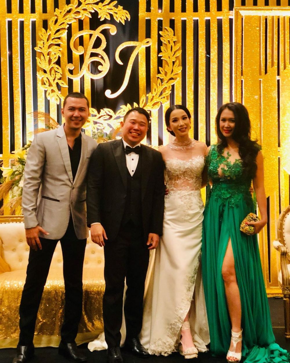 Sah, ini 10 momen pernikahan kedua Jill Gladys dan Billy Soelaiman  