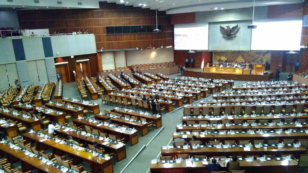 Sidang paripurna terakhir, DPR putuskan RUU KUHP ditunda