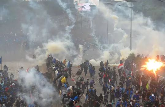 7 Fakta demo rusuh 30 September 2019, gas air mata masih terasa
