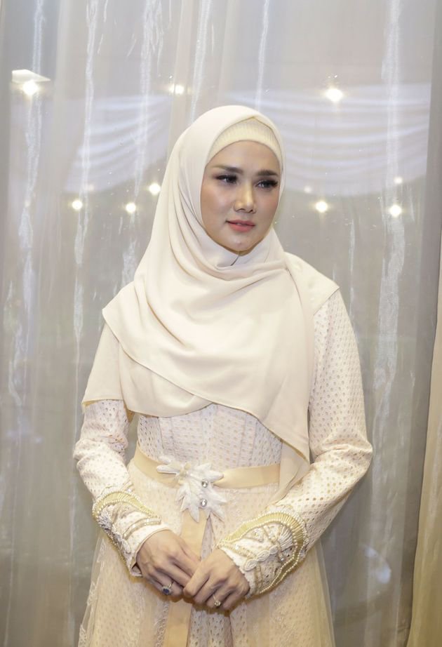 Resmi dilantik, ini nama 14 seleb yang jadi anggota DPR 2019-2024