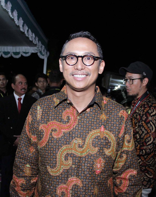Resmi dilantik, ini nama 14 seleb yang jadi anggota DPR 2019-2024